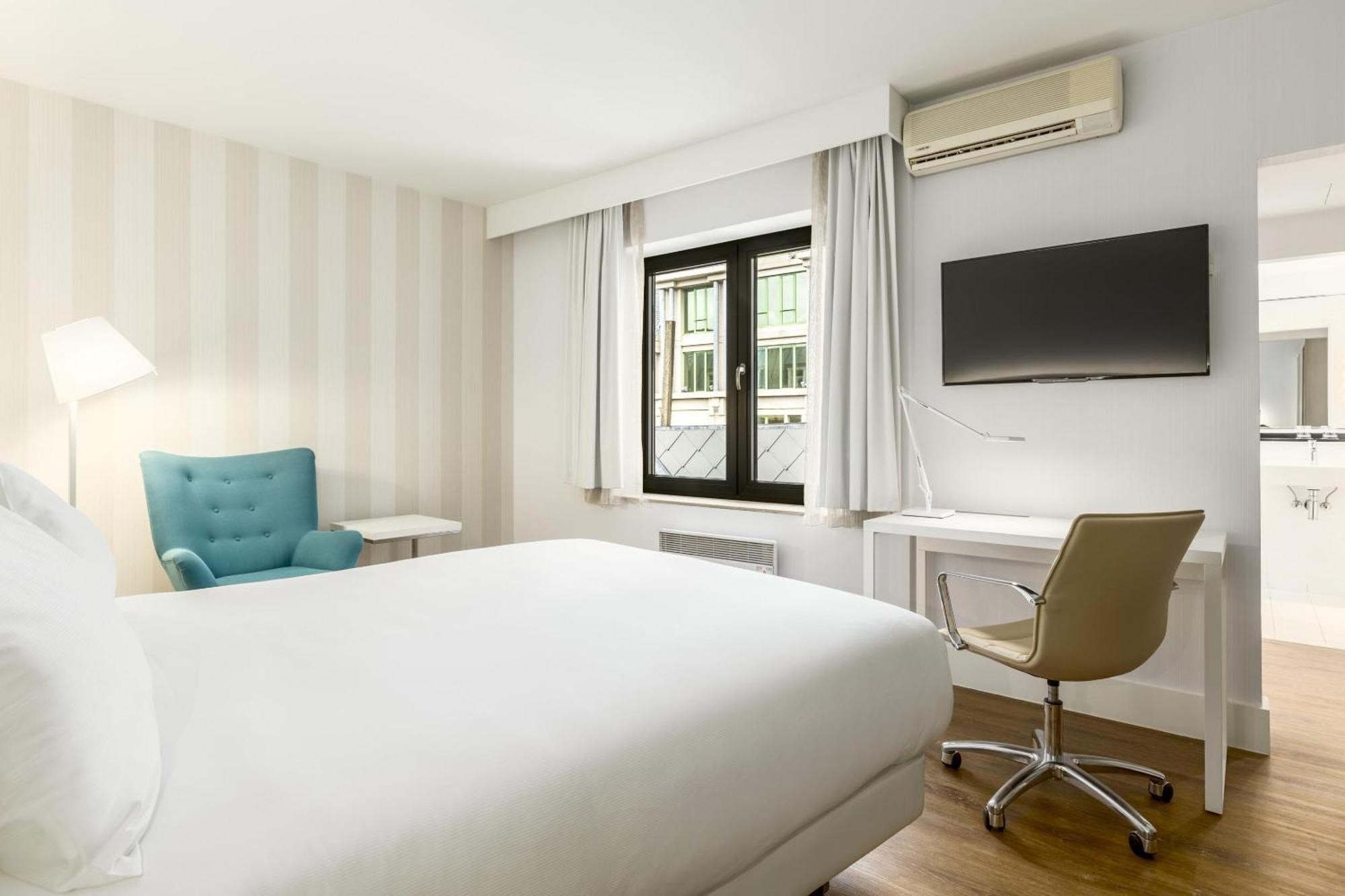 Nh Brussels Grand Place Arenberg — Photos 1